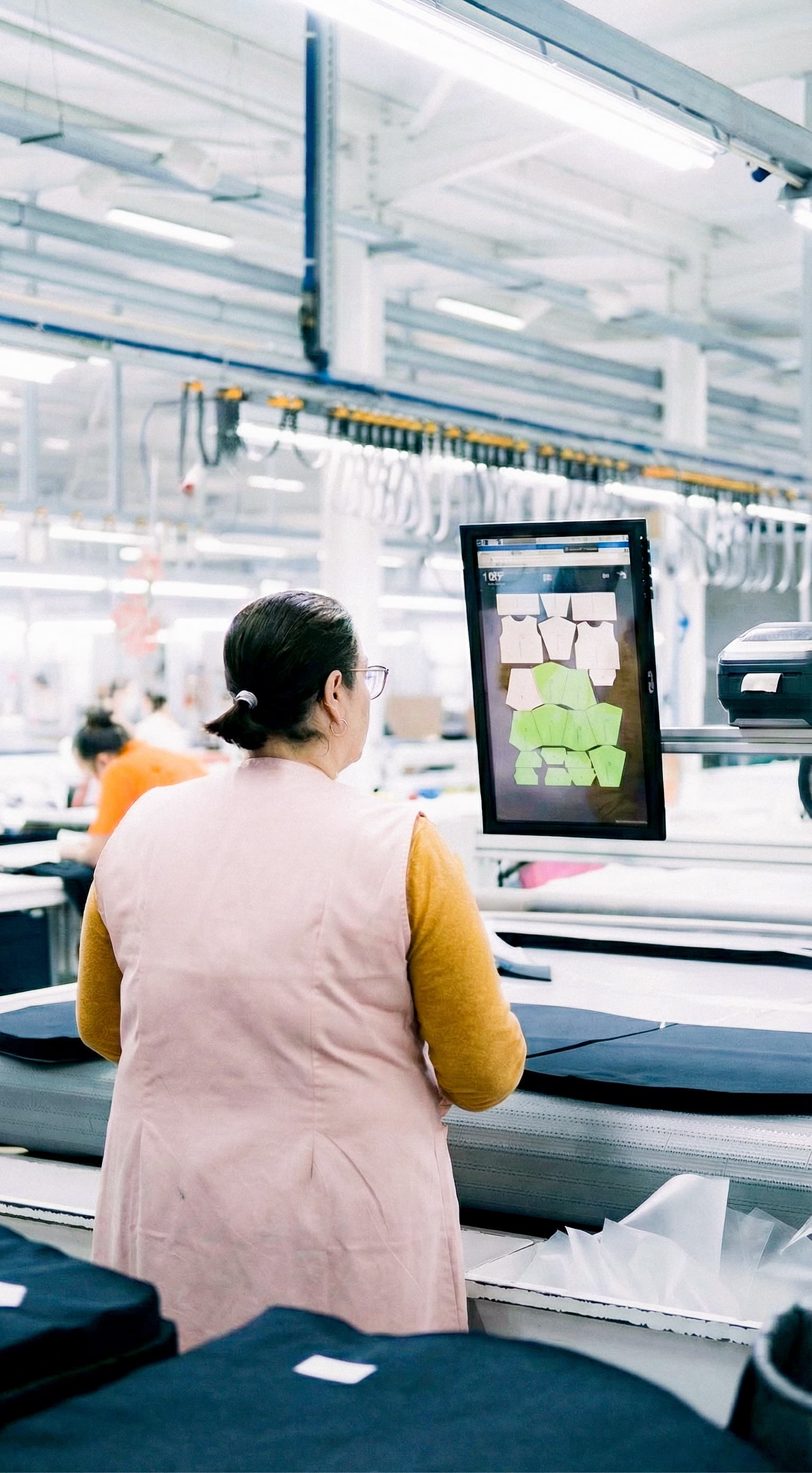 Production Monitoring & Delivery Execution